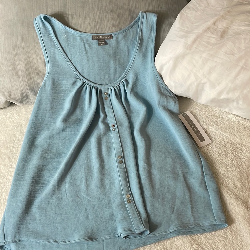 PEACE & PEARLS Sky Blue Dressy tank top - SIZE MEDIUM